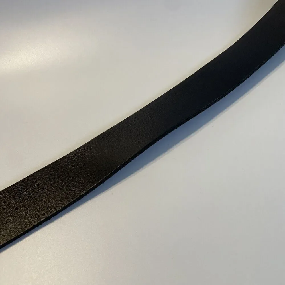 Mens Black Leather Belt Silver Buckle 50” long 1.5” Wide